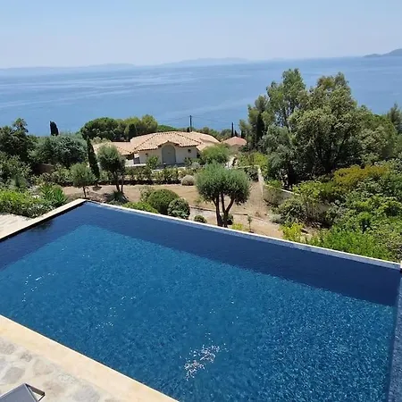 Splendide Vue 180° A 500 M De La * Le Lavandou